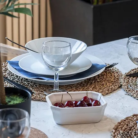 Feel - Alphonse Karr