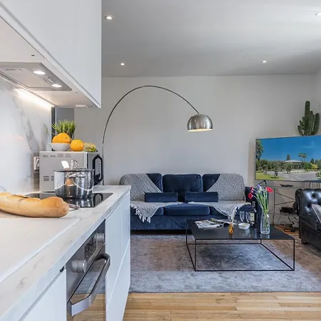 Feel - Alphonse Karr * Nizza