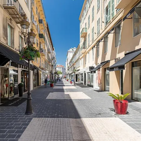 Apartman Feel - Alphonse Karr *